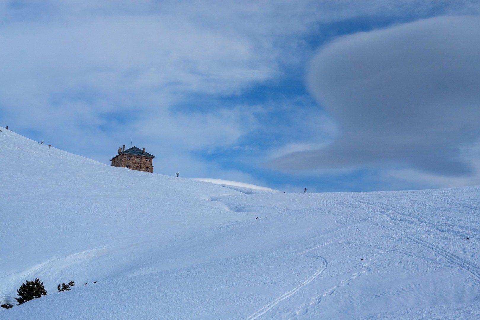 Спокоен зимен маршрут в Рила: От Картала до хижа Македония